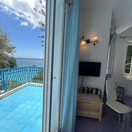 Rada Azzurra Гостевой дом 3*