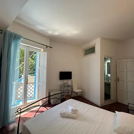 Rada Azzurra 3* Амальфи