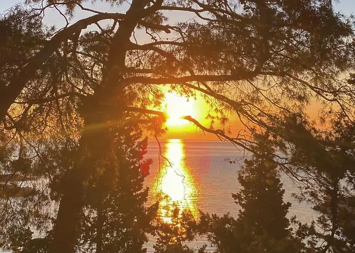 Rada Azzurra Penzion 3*