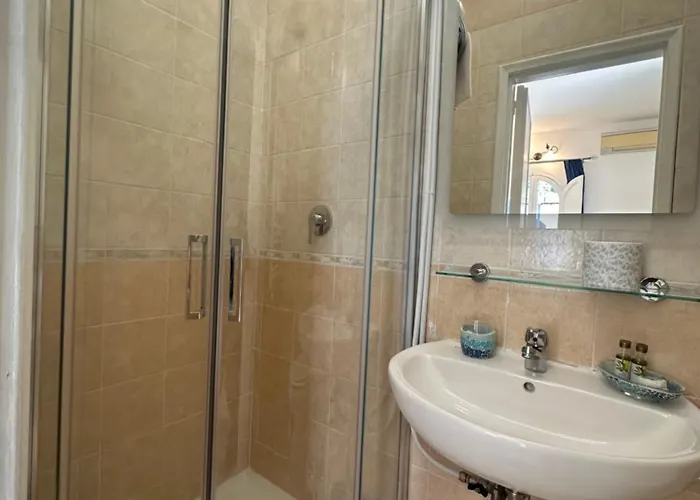 Rada Azzurra Gæstehus